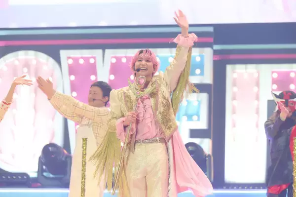 宮舘涼太＆佐久間大介、2年ぶり【ラヴィット！ロック】で熱狂「僕たちの夢がかないました！」　番組愛を詰め込んだ「地球してるぜ」で激アツパフォーマンス