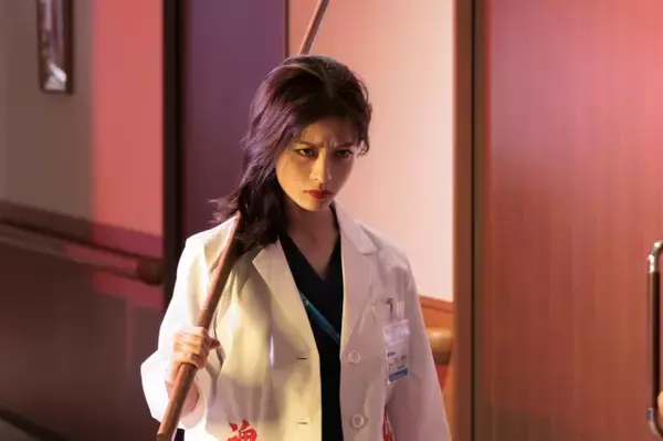 『ヤンドク！』痛快医療エンターテインメントが開幕【第1話あらすじ】