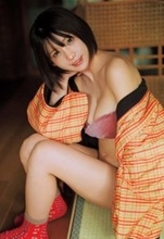 えなこ、10周年記念号で圧巻グラビア　『ヤンジャン』袋とじにデジタル版限定だったセクシー衣装収録