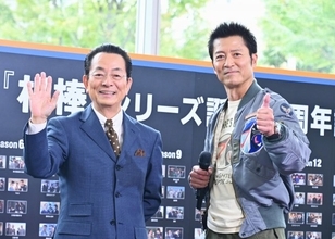 『相棒25』水谷豊＆寺脇康文のオフショットに反響続々「74歳と64歳とは思えない！」「生き甲斐をありがとう」