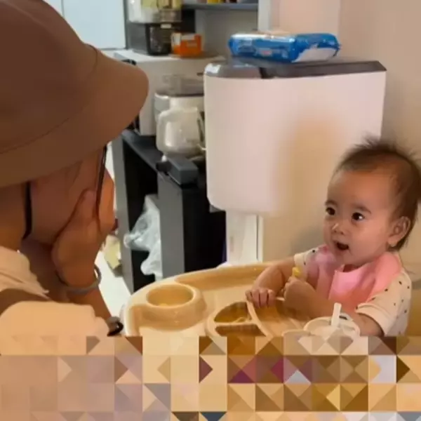 妹のまさかの反応にうれし泣きする姉＆妹を溺愛するダウン症の兄　純粋すぎる“きょうだい愛”に心が溶ける