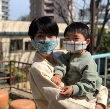 SNSで話題の「ハンカチマスク」　創業96年老舗の動画投稿に込めた想い