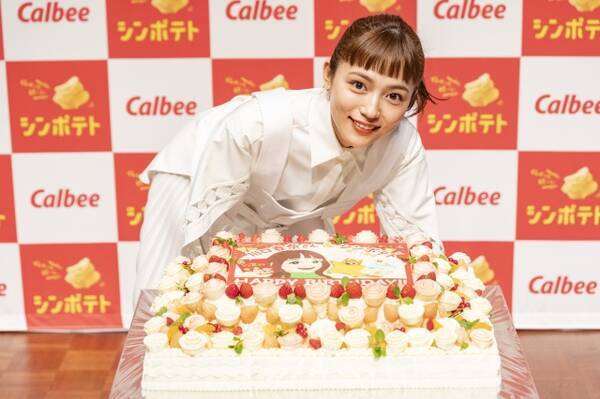 川口春奈 26歳の抱負語る 誕生日は 朝からお仕事 21年2月9日 エキサイトニュース