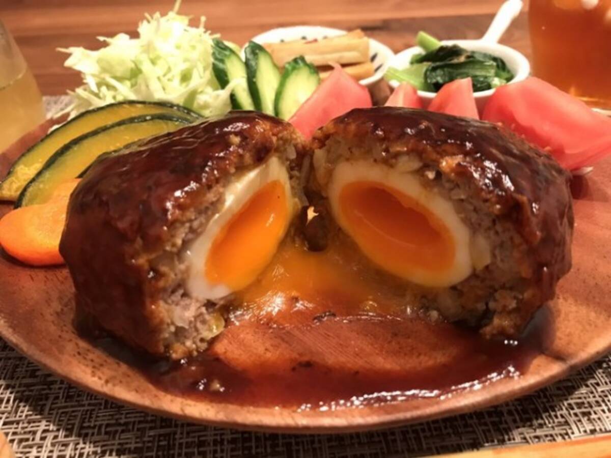 半熟のゆで卵がとろり 夢のようなハンバーグに19万いいねの反響 食べられるなら毎日爆速で帰るのに 21年7月11日 エキサイトニュース
