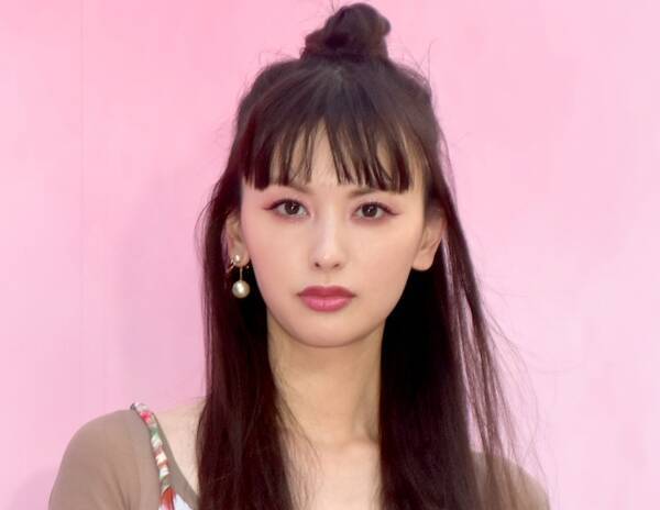 鈴木えみ 竜とそばかすの姫 ベルに変身で反響 ピンク髪 メイクで再現 完璧すぎ 女神様 21年8月1日 エキサイトニュース