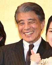 舘ひろし、1日デカではなく1日警察署長に照れ　石原プロゆかりの場所で「緊張しました」