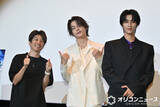 「映画『仮面ライダーゼッツ』舞台あいさつ　ジークの話題が一瞬出る　上堀内佳寿也がストップし、今井竜太郎＆曽野舜太「天野さんに怒られる」」の画像1