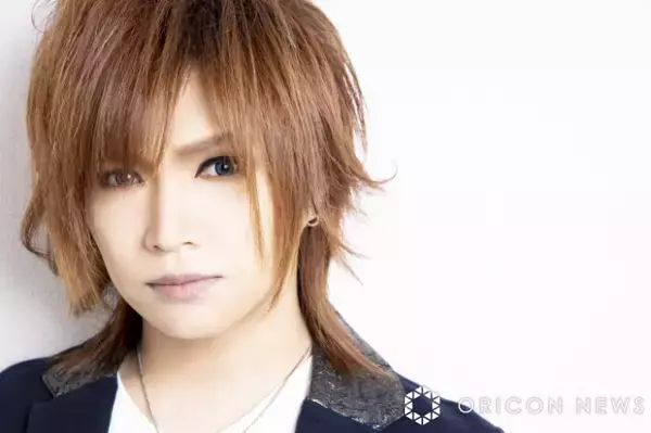 金爆・鬼龍院翔「女装、まめっち、女装、女装、裸」　七変化のハロウィン仮装を一挙公開「圧巻」「全部似合いすぎて可愛い」「振り幅すごい」