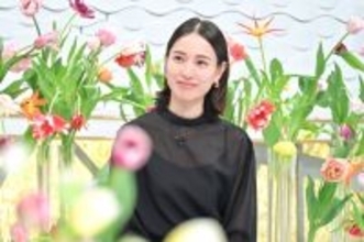 戸田恵梨香、恩師と10年ぶり再会に涙…睡眠時間わずか2～3時間だった若き日を回想『日曜日の初耳学』