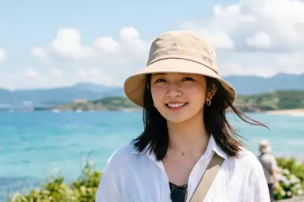 帽子をかぶると急に「おば見え」してしまう問題、どう解決？「服になじんでちゃんと守る」夏におすすめのUV対策帽子
