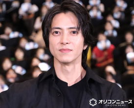 山下智久、舞台あいさつで「いきます！」サプライズで客席飛び出しファン歓喜