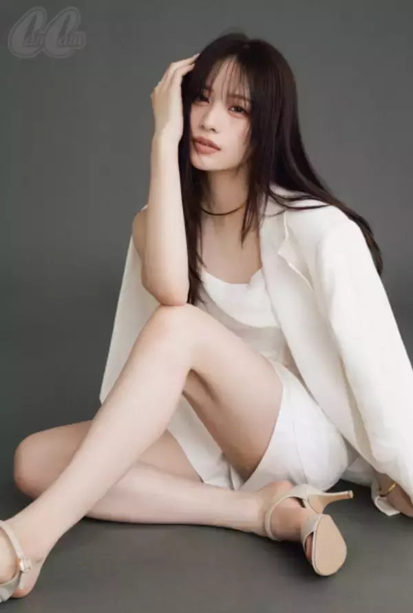 CANDY TUNE立花琴未、“超絶”美脚の新規カット公開　4ページにわたり『CanCam』専属モデル“お披露目特集”