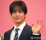 「奥野壮、ドラマ会見に“ものもらい”で参加　横山裕も撮影現場でのマイペースぶりに感心「なにか起こすんです！」」の画像1