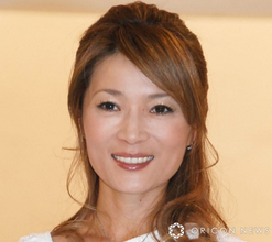 マルシア「もうすぐ3歳になる孫ちゃん」　“孫活”楽しむ2ショットに反響「メチャ可愛い」「ばぁーばぁーと孫ちゃんの素敵な1枚」
