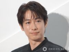 ディーン・フジオカ、“息子”と2ショットが「ちょっとだけ似ている…？」　ドラマ『ちょっとだけエスパー』公式SNSがユーモアたっぷりに紹介「イケメン親子」「そう言われると似てますね」