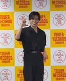 「ダンサー・振付師NOSUKE、ダンス×エクササイズMOOK本発売　お渡し会でファンに格言「推しが見てるぞ！」＆「Rock this Party」披露も」の画像1
