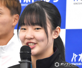 【卓球】“ダブル優勝”の張本美和、父親との2ショット添え応援に感謝「久しぶりの個人戦の大会で優勝することができて嬉しい」　『WTTコンテンダー ザグレブ 2026』に出場