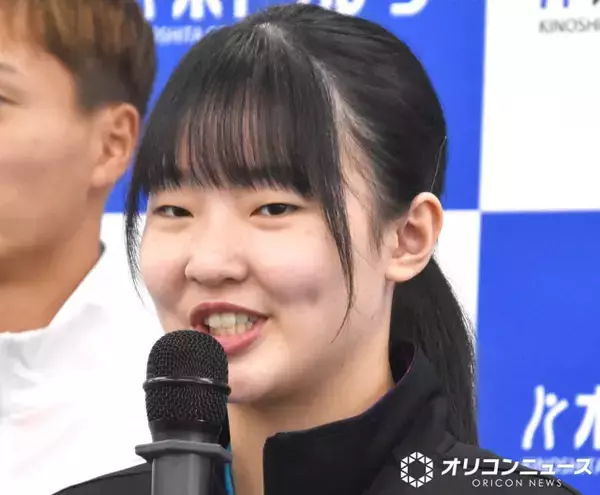 【卓球】“ダブル優勝”の張本美和、父親との2ショット添え応援に感謝「久しぶりの個人戦の大会で優勝することができて嬉しい」　『WTTコンテンダー ザグレブ 2026』に出場
