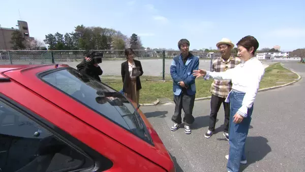 安藤優子、初愛車の42年前・マツダ“ホットハッチ”の現在の価格に驚き　状態極上の激レア車