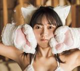 「ミスSPA!2025グランプリ・三木優彩、「しなやかにゃんこボディ」で猫グラビア」の画像1
