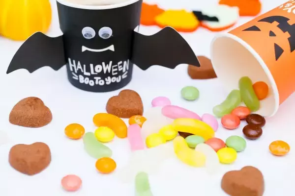 当日準備で間に合う…混ぜて焼くだけのハロウィンスイーツ、フルーチェ1箱で“おばけチーズケーキ”