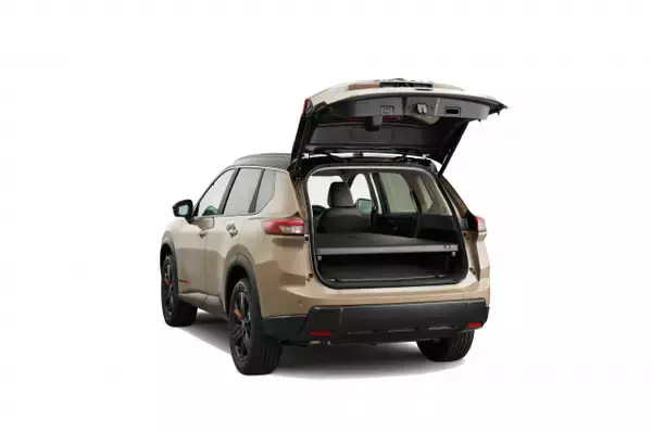 日産『エクストレイル』に車中泊仕様モデル登場　「マルチベッド」を設定　約532.73万円