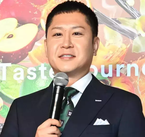 ドンデコルテ渡辺銀次、”親子”オフショット　『VIVANT』スピンオフの息子役が感謝「現場では…」