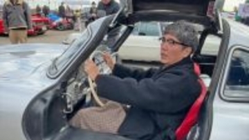 市場価格数億円？激レア『メルセデス・ベンツ』登場　小木が“試乗”も本音「乗り降りがしんどい」