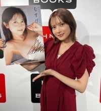 桃月なしこ、6年ぶり写真集は「素の自分を見せられるようになった」日本初の“3D撮影会”実施