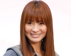 新山千春、愛車『ランクル70』の“代車”に反響「尾形とお揃いにしたのかと思った！笑」「めっちゃセンスいいです」