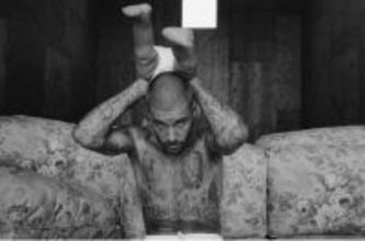 ジャスティン・ビーバー、4年ぶりにTVパフォーマンス　グラミー賞授賞式で歌唱