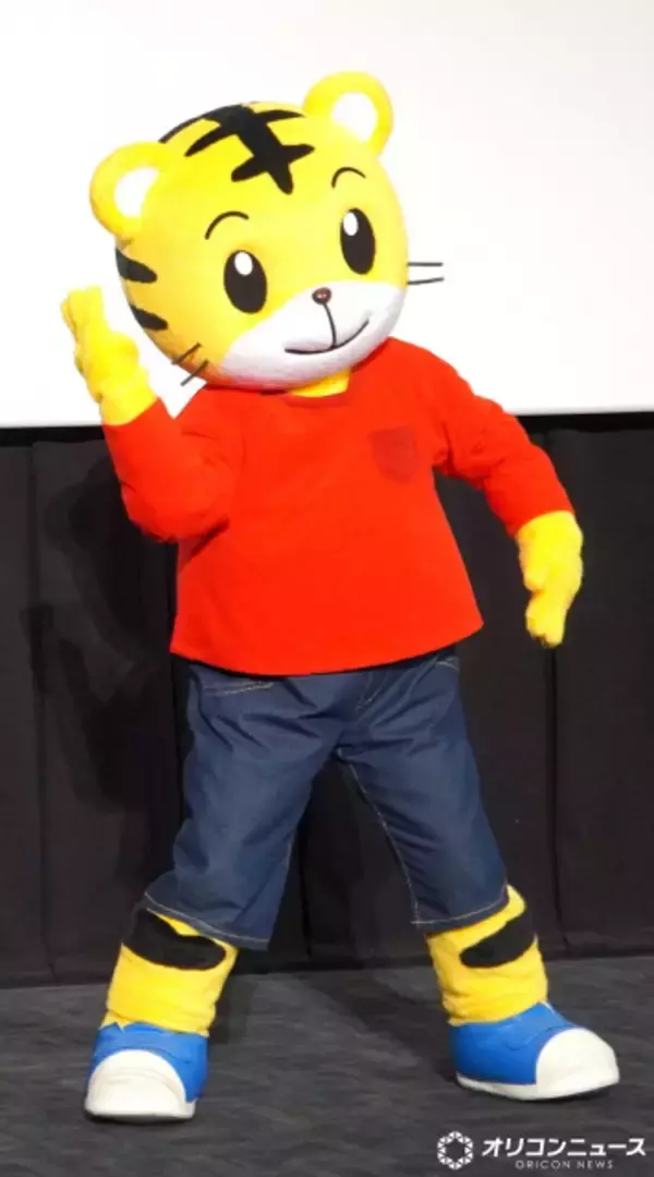 しまじろう「今週ももう終わりだね!!」　カレーを手に…“話題映画”公開日の投稿に反響「観に行ったんだな」「公式が攻めてる」