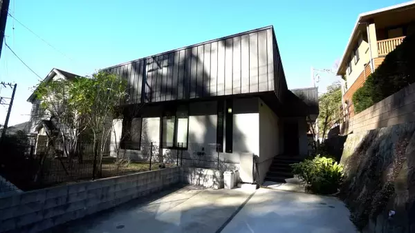 デンマーク家具をふんだんに使った平屋　意外な建築費に遼河はるひ驚き「えっ」　8日放送『となりのスゴイ家』