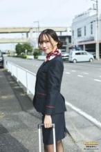 “元大手航空会社CA”橘和奈“出勤姿”や黒ランジェリーを披露　「働くお姉さん」企画でCA姿再び