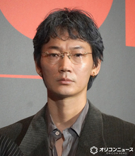綾野剛、増量期の撮影でハプニング　後ろ姿のシーンで末澤誠也が隠れる「ずっと僕の広背筋しか映らない」