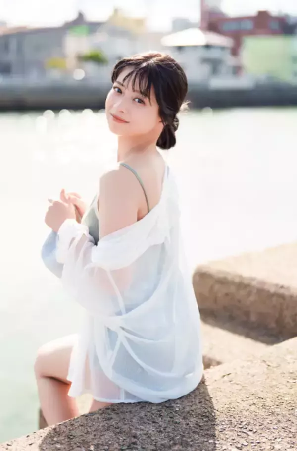 “ニューヒロイン”鶴田りお、初登場から約5ヶ月で『ヤンジャン』巻頭グラビアに大抜擢