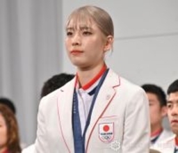 フェンシング江村美咲、練習時の撮影で「すごく嫌だなって思った」　股割り中に「下から…」