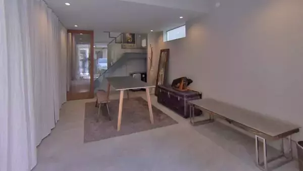 間口3.8メートルの3階建て住宅　10畳超の土間空間に驚き『渡辺篤史の建もの探訪』