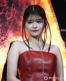 「景井ひな、美デコルテ輝くワイルドスタイル　『アバター』ファイヤーステージイベントに登場」の画像1