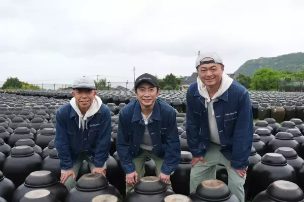 相葉雅紀＆小峠英二＆あばれる君、黒酢の仕込みとアレンジ料理学ぶ　調理の合間には料理の“あるあるネタ”トーク展開