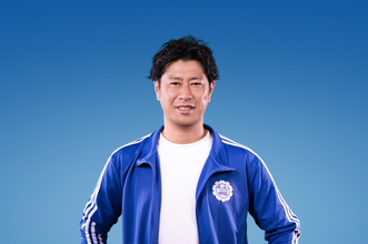 パンサー尾形、メジャーデビュー曲「サンキューロック!!」MV公開　熱血教師役に反響「ウルフルズっぽい」「声出てるなあ」