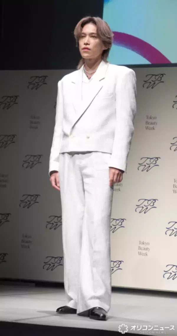 千賀健永、ロンドンの個展開催で日本人作家ならではの強みに気づく「すてきな国に生まれた」