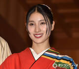 「土屋太鳳、誕生日サプライズに笑顔　能楽堂ならではの贈り物に「わぁ！」」の画像1