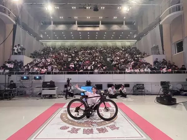 入社2年目のCBCテレビ・友廣南実アナウンサーが偉業達成、初の単独イベント満席＆グッズ完売の大盛況　涙ながらに感謝の思いを告白