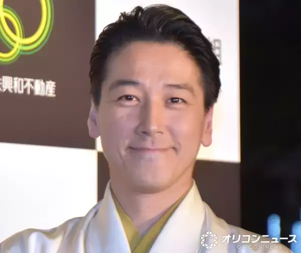 和泉元彌、セッチーこと母・節子さんらとの家族ショットを公開「伝統を支える人達」「和泉家の恒例行事」