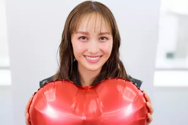 ももクロ・百田夏菜子がモデルのアニメキャラにネット衝撃「今年一番驚いた」