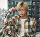 「増子敦貴×簡秀吉×冬野心央、DAZNの思惑通りとなった特撮ファン歓喜の3ショット公開「ヨホホイ供給ありがとう」」の画像1