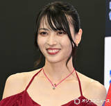 「34歳・矢島舞美、20代の謎めいた美女役　宅間孝行が裏話ぶっちゃけ「年齢がわからなくて」」の画像1