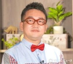 なすなかにし中西、『ラヴィット！』欠席→長男の小学校入学式に参加　妻・高田紗千子が記念の親子3ショット公開「ほほ笑ましい写真」「幸せそう」