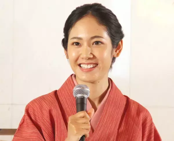 2児の母・阿部純子、わが子に作った手作りエプロンを披露「毎日あっという間。今この時間を大切にしたいな」